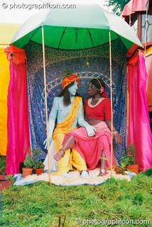 Mannequins dressed as sacred lovers in a romantic spot at Big Green Gathering 2003. Cheddar, Great Britain. © 2003 Photographicon