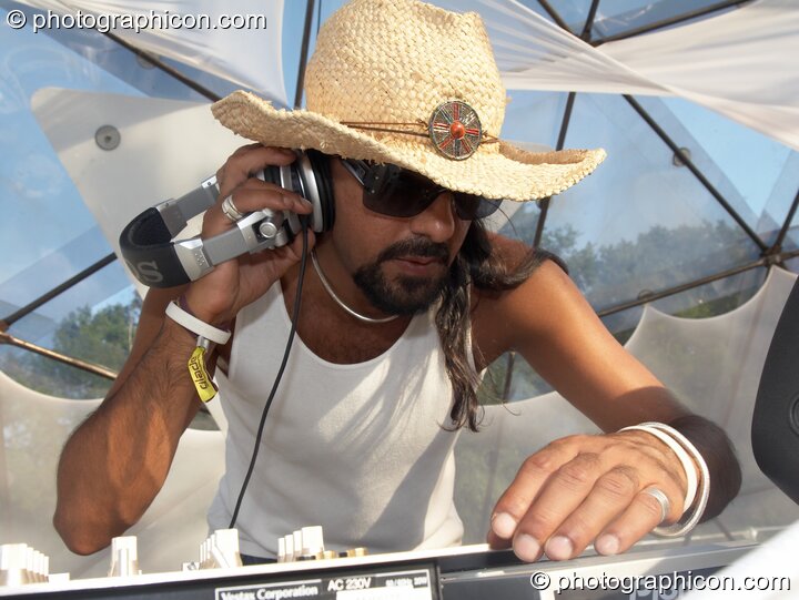Pathaan DJing in the IDSpiral dome at Glade Festival 2006. Aldermaston, Great Britain. © 2006 Photographicon