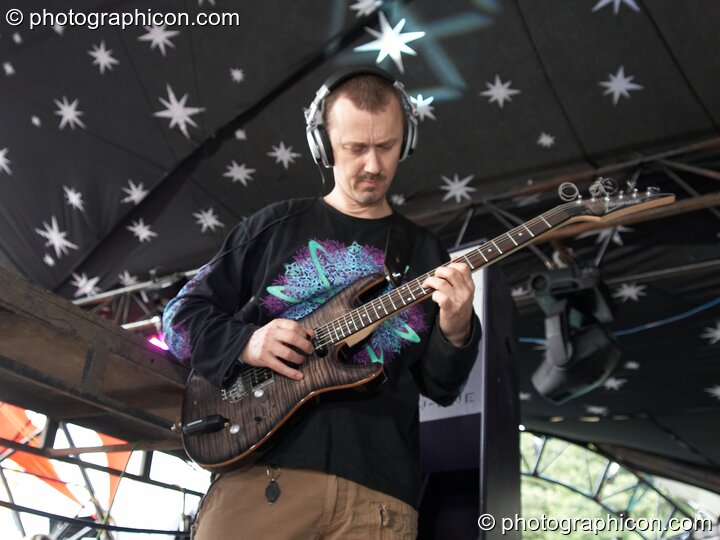 Cosmosis (Bill Halsey - Holophonic Records) performs on the Origin Stage at Glade Festival 2007. Aldermaston, Great Britain. © 2007 Photographicon