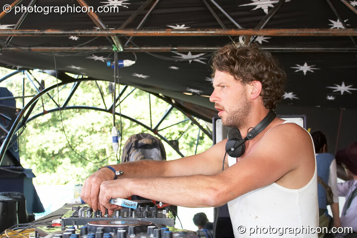 Peter Didjital (Digital Structures) DJs on the Origin Stage at Glade Festival 2007. Aldermaston, Great Britain. © 2007 Photographicon