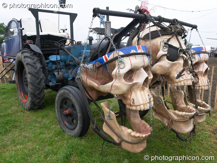 Mutoid Waste Company sculpture of an Apocalyptic horsedrawn carriage at Glastonbury Festival 2005. Pilton, Great Britain. © 2005 Photographicon