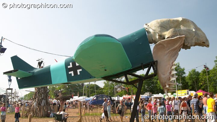 Mutoid Waste Company sculpture made from old fighter plane at Glastonbury Festival 2005. Pilton, Great Britain. © 2005 Photographicon