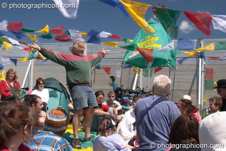 Des Kay, founder of the Green Police, at Glastonbury Festival 2004. Pilton, Great Britain. © 2004 Photographicon