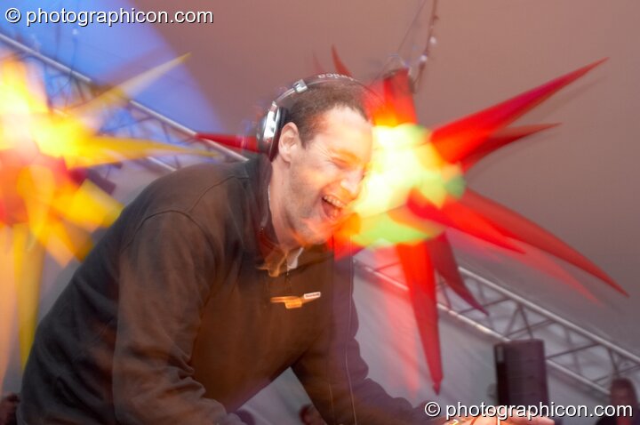 DJ Ans on the Sunrise Stage at Sunrise Celebration 2006. Yeovil, Great Britain. © 2006 Photographicon