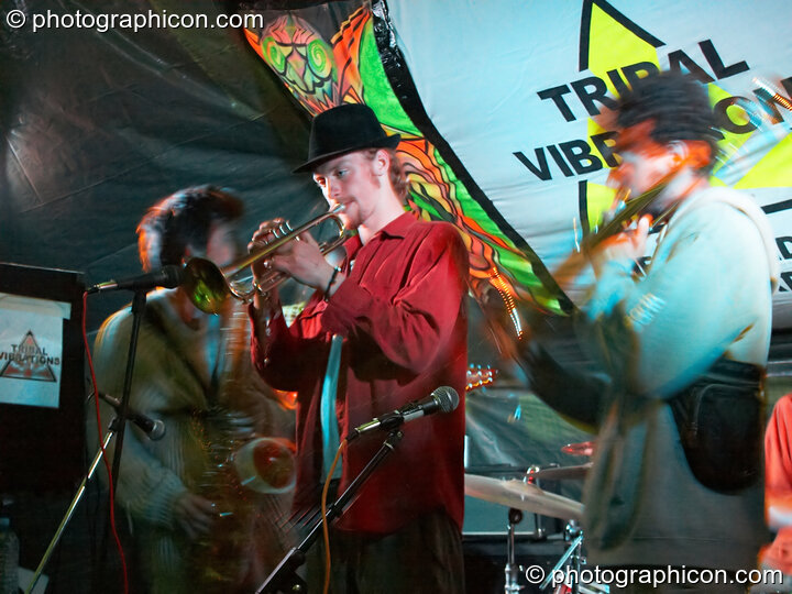 United Vibrations perform on the Cat's Cradle Stage at Sunrise Celebration 2007. Yeovil, Great Britain. © 2007 Photographicon