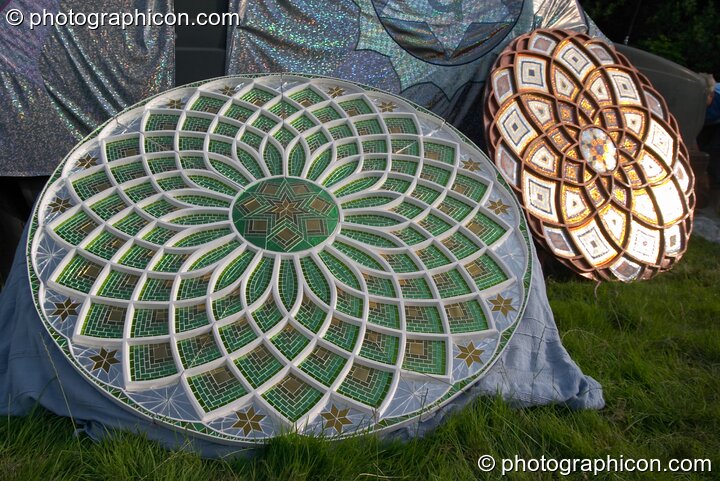 Large mosaic mandala sculpture at the Turaya Gathering 2004. Wimborne, Great Britain. © 2004 Photographicon