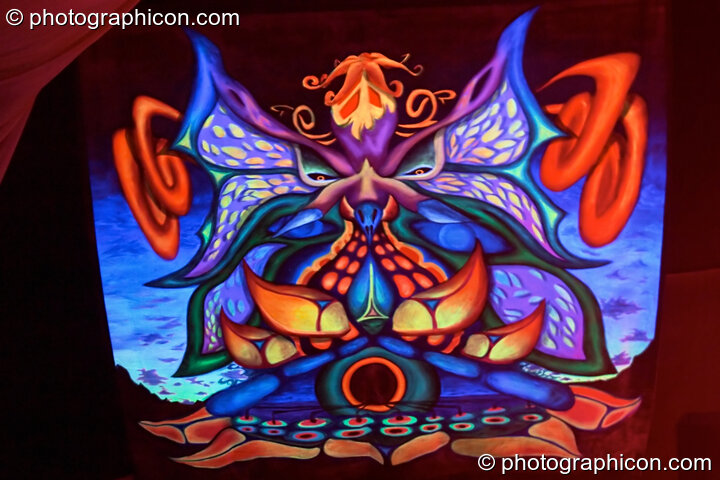 UV backdrop at Dr Love's Psychoactive Explosion. London, Great Britain. © 2004 Photographicon