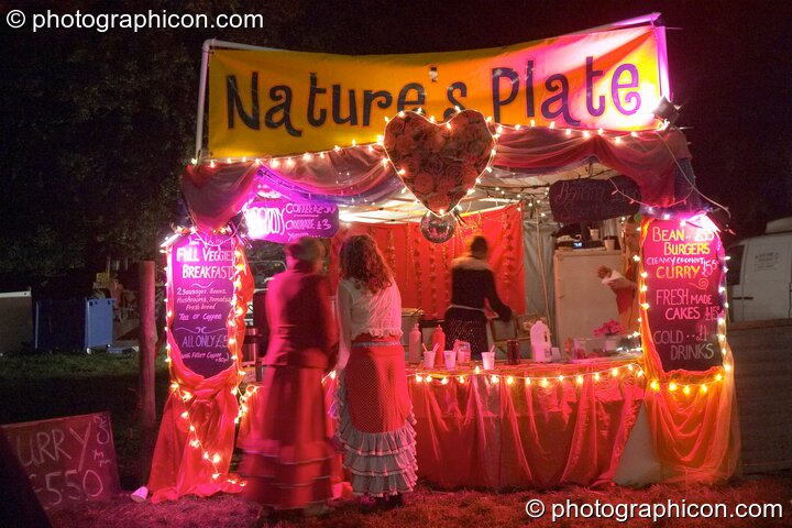 Nature's Plate cafe at the Lost Vagueness Summer Party 2004. Lewes, Great Britain. © 2004 Photographicon