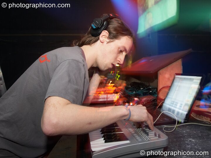 Matt Allaby playing in the Digital Disco space at Echo System. London, Great Britain. © 2006 Photographicon