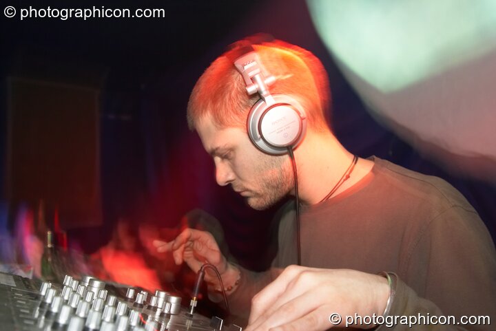 Moonquake DJing in the Psychedelic Rollercoaster Room at Chrysalid. London, Great Britain. © 2006 Photographicon