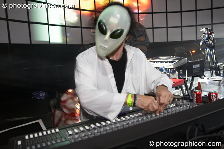 Merv Pepler of Eat Static performs in a space alien mask on the Main Stage at the Twisted Records concert. London, Great Britain. © 2007 Photographicon