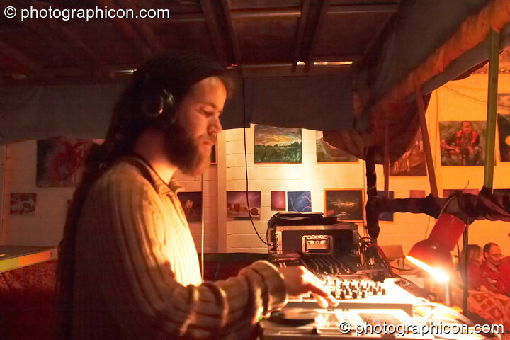 Dreadnaut (Alex Lee) DJ's in the chillout at Saharawi, The Synergy Centre. London, Great Britain. © 2007 Photographicon