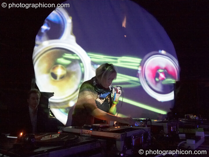 Annie Nightingale (Radio 1 Tour) DJs on the Archangel & Nu-school Hippies stage with visual projections by VJ Air / Inside-Us-All at Alpha Omega. London, Great Britain. © 2008 Photographicon