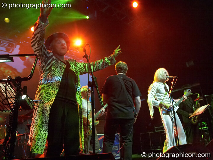 Gilli Smyth, Mike Howlett, Steve Hillage, Daevid Allen, and Theo Travis of Planet Gong perform at the Kentish Town Forum. London, Great Britain. © 2009 Photographicon