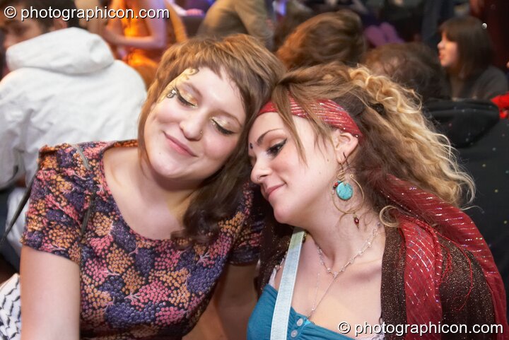 Two women chill in the inSpiral Lounge at Luminopolis (formerly The Synergy Project). London, Great Britain. © 2008 Photographicon