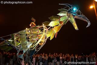 Emergency Exit Arts' cycle-powered giant mechanical carnival bird at the Thames Festival 2005. London, Great Britain. © 2005 Photographicon