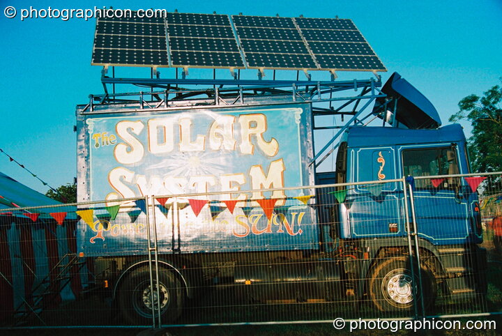 The Croissant Neuf solar energy truck at Big Green Gathering 2003. Cheddar, United Kingdom. © 2003 Photographicon