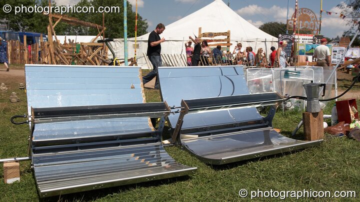 A solar-powered coffee stall at Big Green Gathering 2007. Burrington, Cheddar, United Kingdom. © 2007 Photographicon