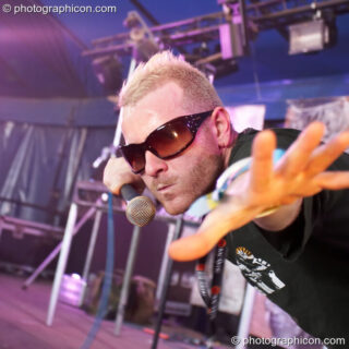 Loose Cannons on the Breaksday stage at Glade Festival 2005. Aldermaston, United Kingdom. © 2005 Photographicon