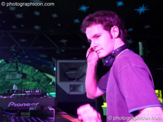 Headroom (Adam Metcalfe - Nano Records) performs on the Origin Stage at Glade Festival 2007. Aldermaston, United Kingdom. © 2007 Photographicon