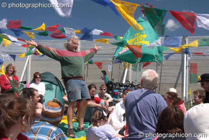 Des Kay, founder of the Green Police, at Glastonbury Festival 2004. Pilton, United Kingdom. © 2004 Photographicon