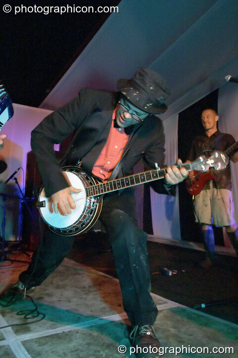 A band play in the Lost Vagueness Casino at Glastonbury Festival 2004. Pilton, United Kingdom. © 2004 Photographicon