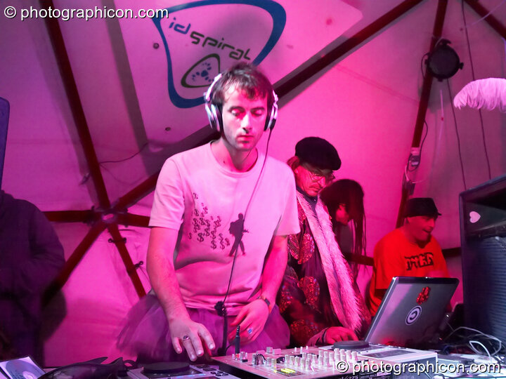 Liquid Djems DJs on the ID Spiral stage in the Dance Village at Glastonbury Festival 2007. Pilton, United Kingdom. © 2007 Photographicon