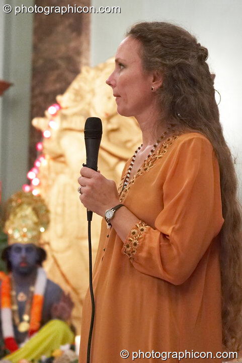Patricia Johnson speaks at the London Festival of Tantra 2008. London, United Kingdom. © 2008 Photographicon