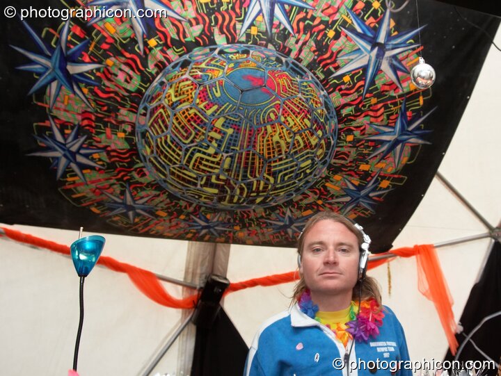 Fordy (Fluffsquad/Meowmix/Planet Bob, UK) DJs on the Main Stage at Planet Bob's Offworld Festival 2007. Swindon, United Kingdom. © 2007 Photographicon