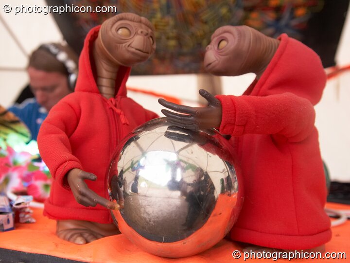 Toy ET twins roll a steel ball on the Main Stage at Planet Bob's Offworld Festival 2007. Swindon, United Kingdom. © 2007 Photographicon