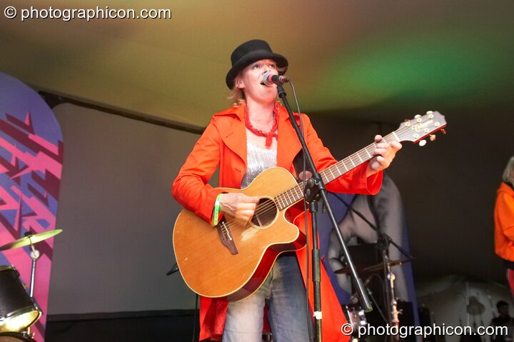 The Claire Nicolson band performs at the Secret Garden Party 2007. Huntingdon, United Kingdom. © 2007 Photographicon