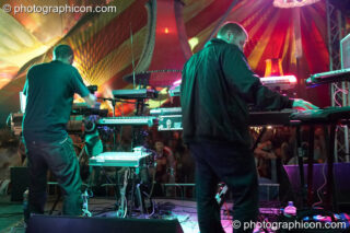 The Bays perform on the FishSeeksBicycle Undercover Stage at Sunrise Celebration 2007. Yeovil, United Kingdom. © 2007 Photographicon