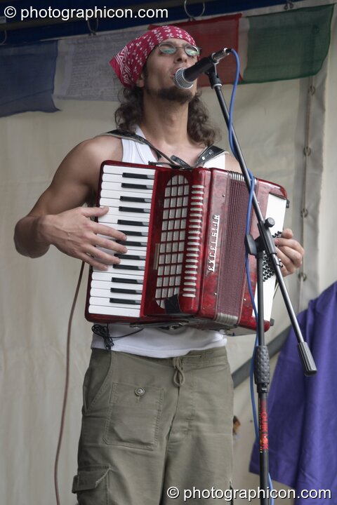 AMA play on the World Stage at Kingston Green Fair 2004. Kingston Upon Thames, United Kingdom. © 2004 Photographicon