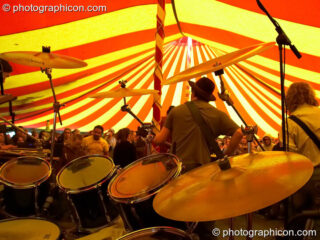 Andy Furlow and Itchi of Step 13 playing on the Tadpole Stage at Kingston Green Fair 2006. Kingston upon Thames, United Kingdom. © 2006 Photographicon
