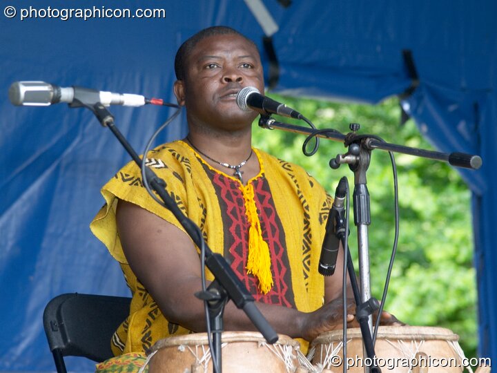 Kakatsitsi on the main stage at the London Green Lifestyle Show 2005. London, United Kingdom. © 2005 Photographicon