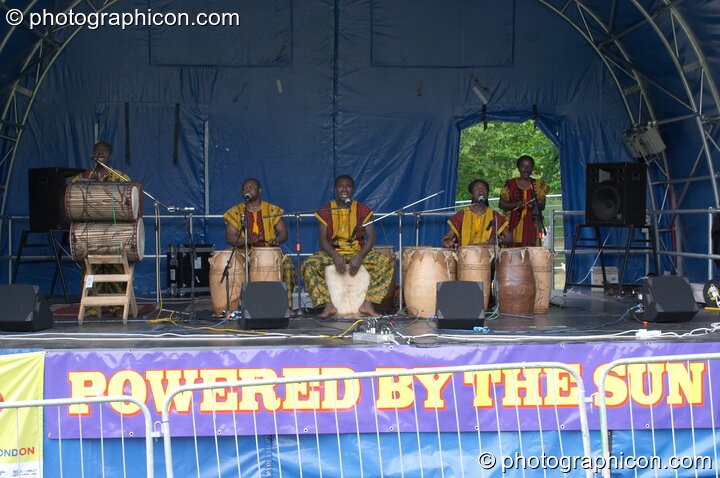 Kakatsitsi on the main stage at the London Green Lifestyle Show 2005. London, United Kingdom. © 2005 Photographicon