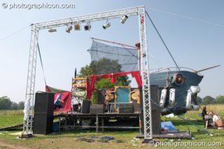 The Mutoid Waste Pirate Ship stage at the Lost Vagueness Summer Party 2004. Lewes, United Kingdom. © 2004 Photographicon