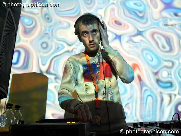 Liquid Djems (James Anthony) in the Liquid Records space at the Twisted Records Label Party. London, United Kingdom. © 2006 Photographicon