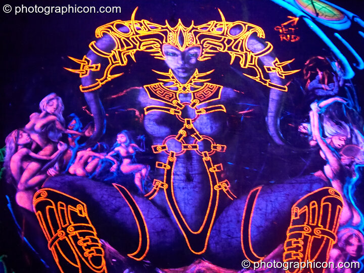 Backdrop artwork by UV Lab in the Psychedelic Rollercoaster Room at Chrysalid. London, United Kingdom. © 2006 Photographicon