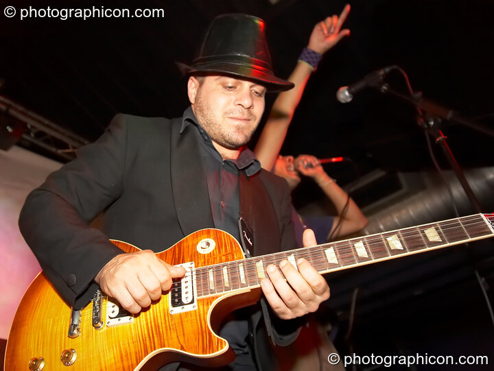 Gaudi Dub Laboratory perform at the Kalahari party. London, United Kingdom. © 2006 Photographicon