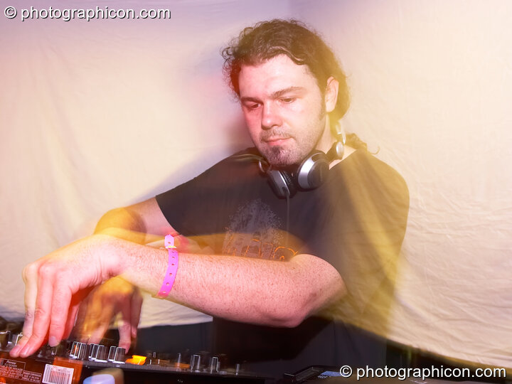 Digitalis DJing on the Backroom Beat stage at the Twisted Records 10th Birthday Party. London, United Kingdom. © 2006 Photographicon