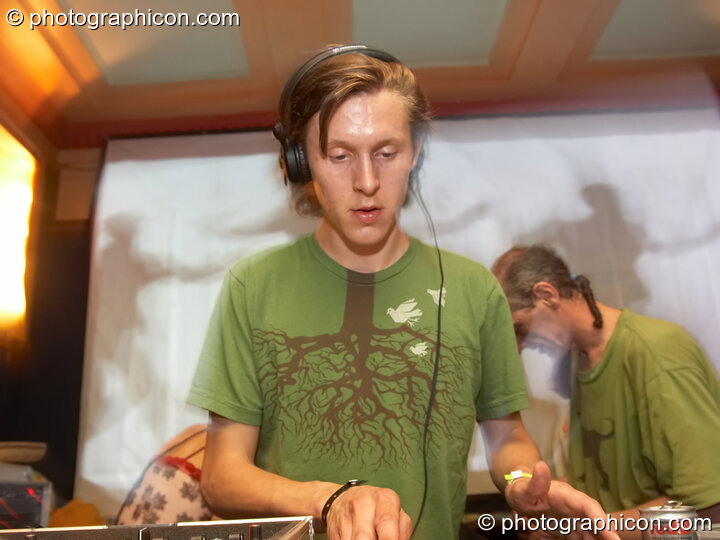 Simon Baring DJing in the Other Room at the Twisted Records concert. London, United Kingdom. © 2007 Photographicon