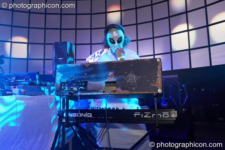 Joie Hinton of Eat Static performs in a space alien mask on the Main Stage at the Twisted Records concert. London, United Kingdom. © 2007 Photographicon