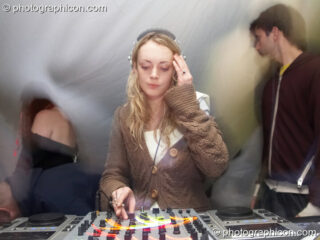 Mary Miss Fairy vs Liquid James DJing on the Liquid Stage at the Echo Festival. Overton, United Kingdom. © 2007 Photographicon