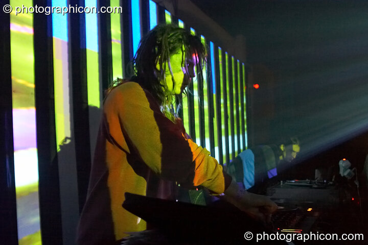 Liquid Ross (Liquid Records, UK) DJ's in front of a video installation by Pixel Addicts featuring bar screen and VJ projections at Dave Green's birthday party. London, United Kingdom. © 2007 Photographicon