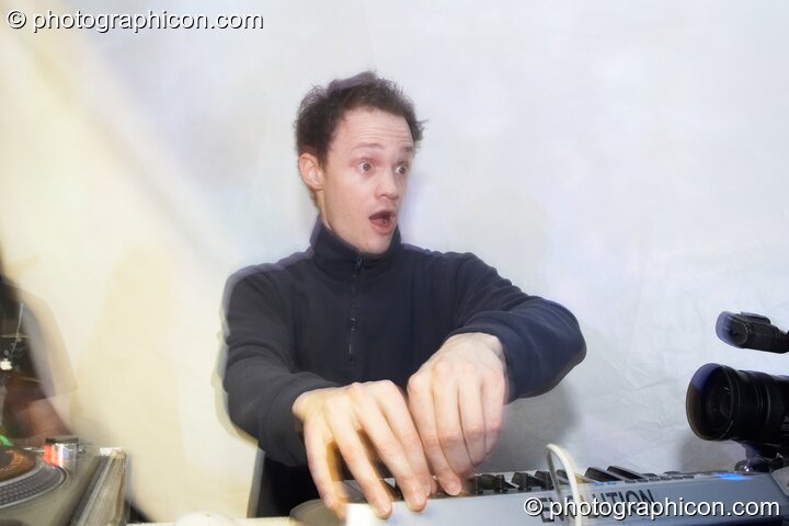 Rex (Sinister/Liquid Records) performs on the Archangel & Nu-school Hippies stage with visual projections by VJ Air / Inside-Us-All at Alpha Omega. London, United Kingdom. © 2008 Photographicon