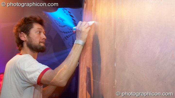 Live painting and graffiti art by in the Future Funk Room at Future Music. London, United Kingdom. © 2008 Photographicon