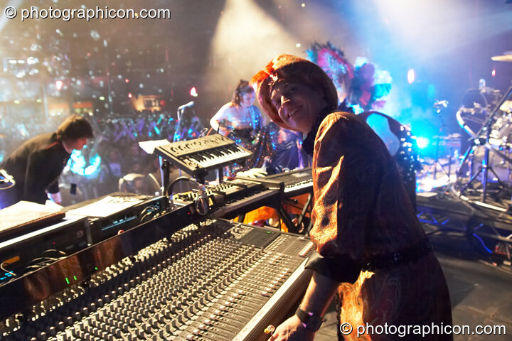 Dick Trevor performs on keyboard and mixer with Shpongle at Shpongle Live in Concert. London, United Kingdom. © 2008 Photographicon