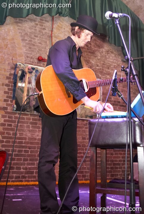 Nigel of London Dreamtime performs at Halloween of the Cross Bones XIII. London, United Kingdom. © 2010 Photographicon