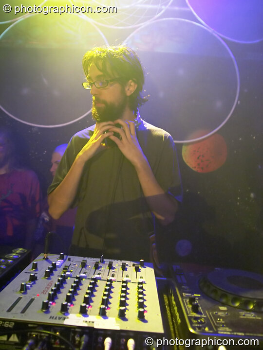 Mark Calvert DJing in the Project Ozma space at the Synergy Project. London, United Kingdom. © 2004 Photographicon